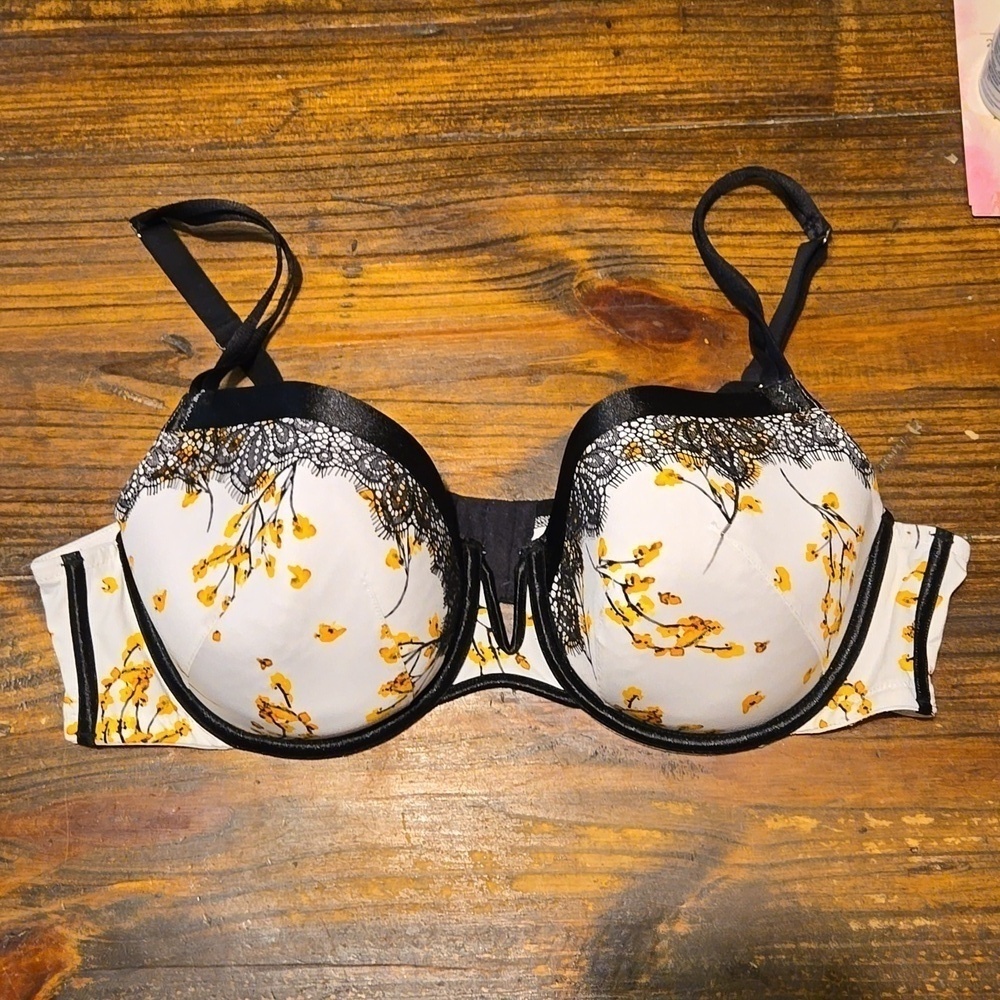 Cacique Floral Balconette Underwire Bra Size 44C